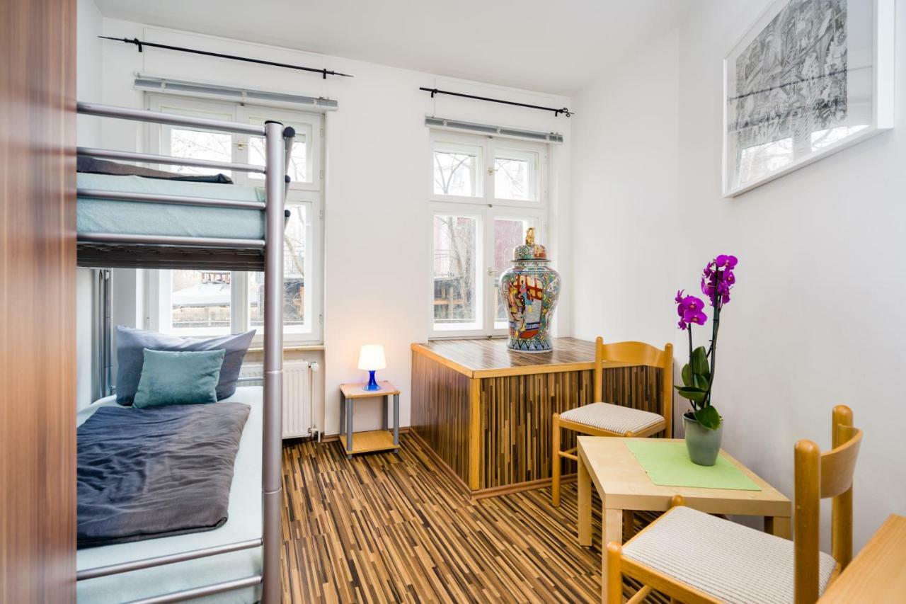 Mit 4 Zimmern Im Zentrum * Berlijn